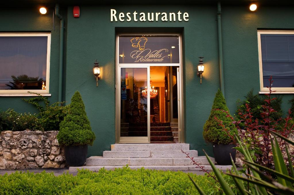 Hotel Restaurante El Valles 4 Estrellas Briviesca Exterior photo